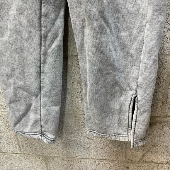Pretty Little Thing Wide Leg Acid Wash Gray Sweatpants - Picture 3 of 8